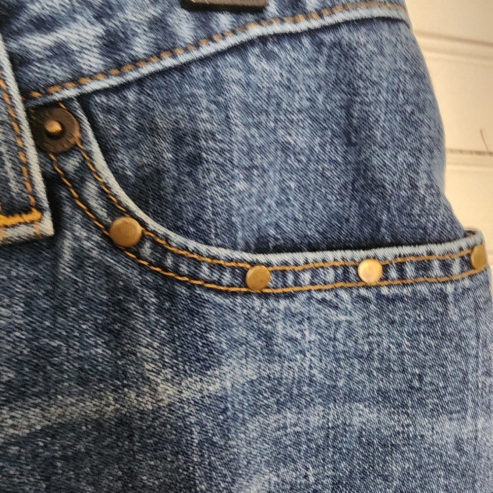 Abercrombie & Fitch Made in USA Studded Denim Mini Skirt Size 4 - Picture 3 of 8